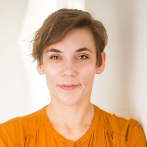 Meet your Posher, Lily